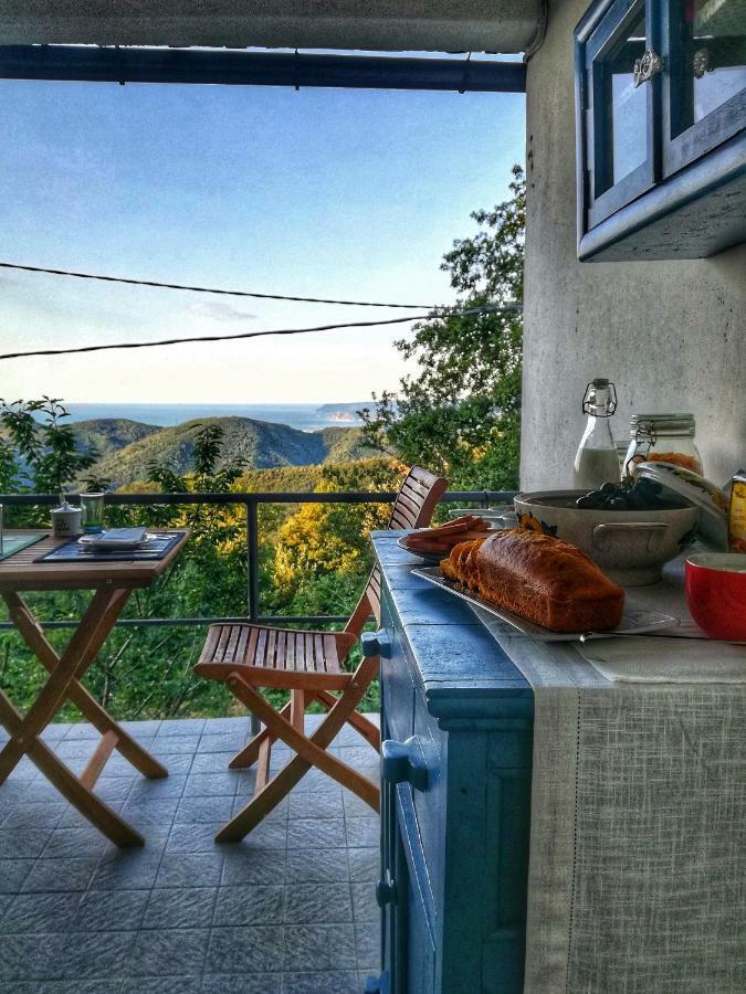 Berzuaia Bed & Breakfast Варацце Экстерьер фото