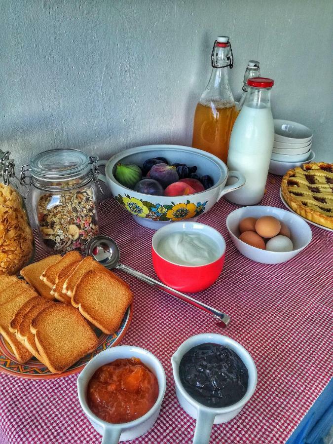 Berzuaia Bed & Breakfast Варацце Экстерьер фото